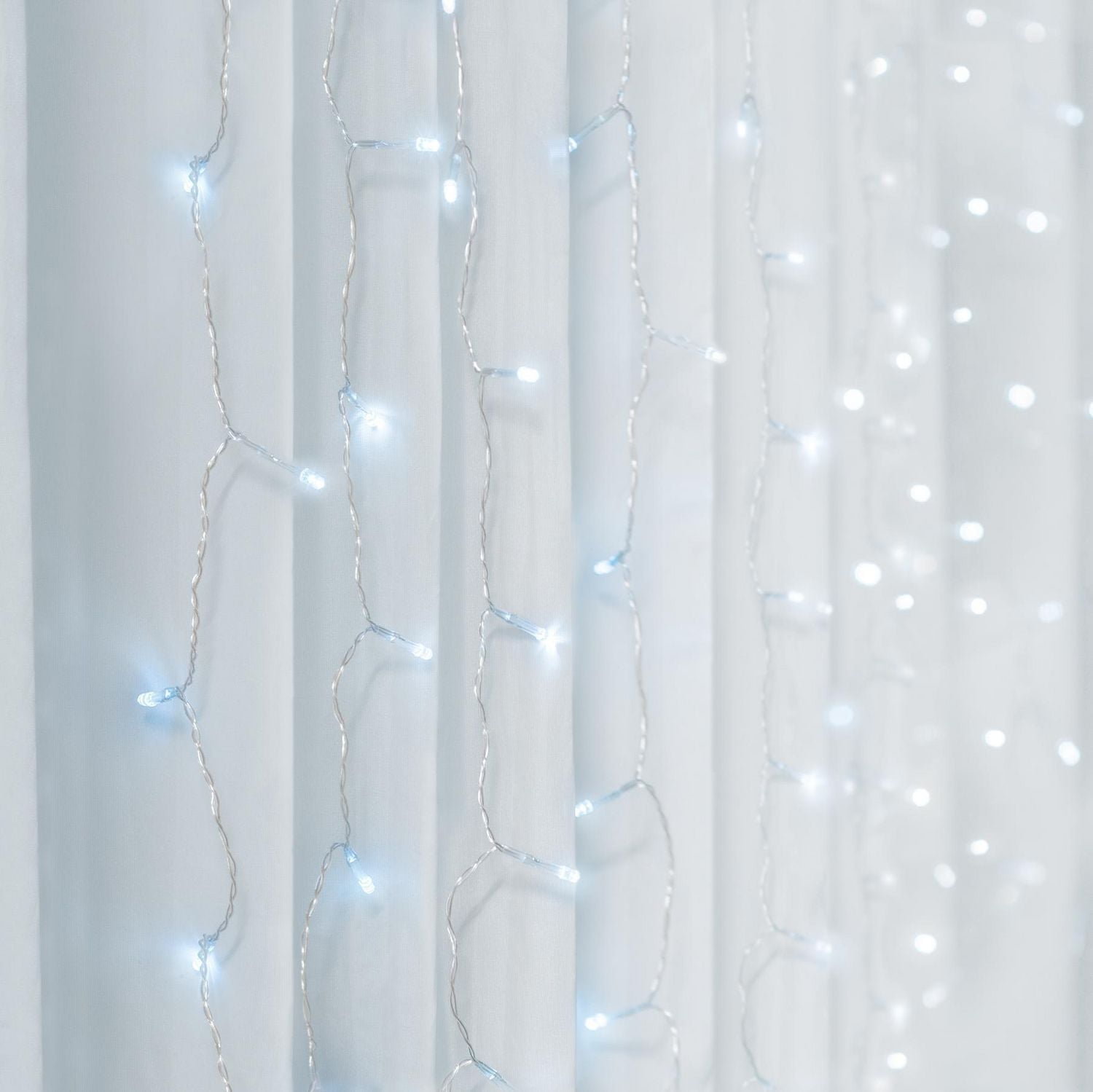 Merkury Innovations XL Curtain Lights Cool White