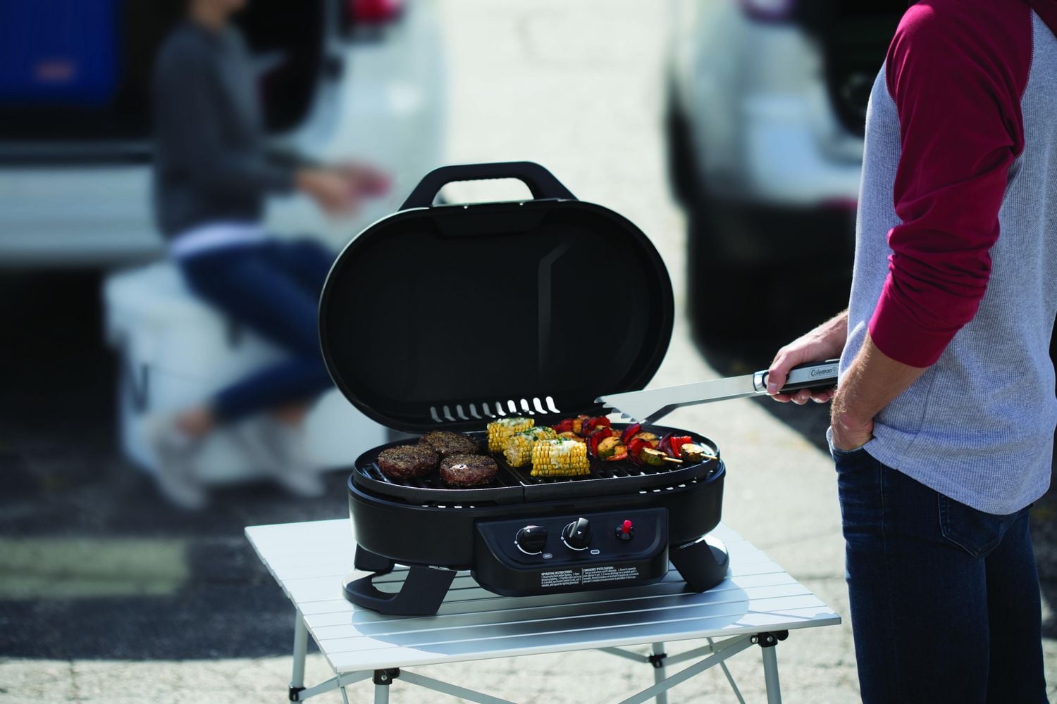 Coleman RoadTrip Grill XE-II レッド Roadtrip 225 Portable Tabletop Propane Grill | Coleman CA