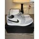 thumbnail image 4 of Men’s Size 11.5 N I-K-E A i r-Jor-dan 1 Low Golf Wolf Grey DD9315-002 NEW, 4 of 6
