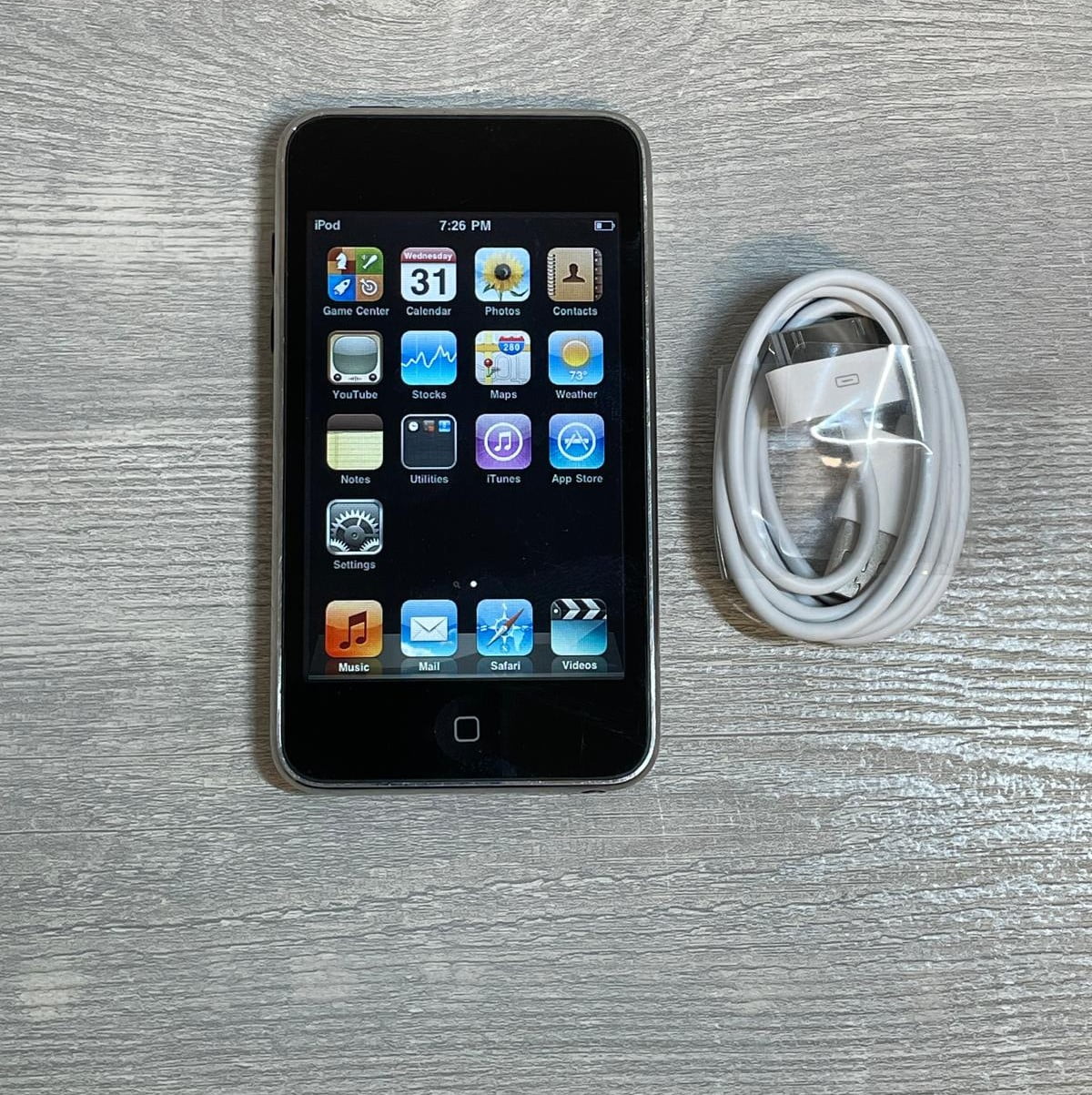Pre-Owned Apple iPod Touch (2nd Gen), 32GB