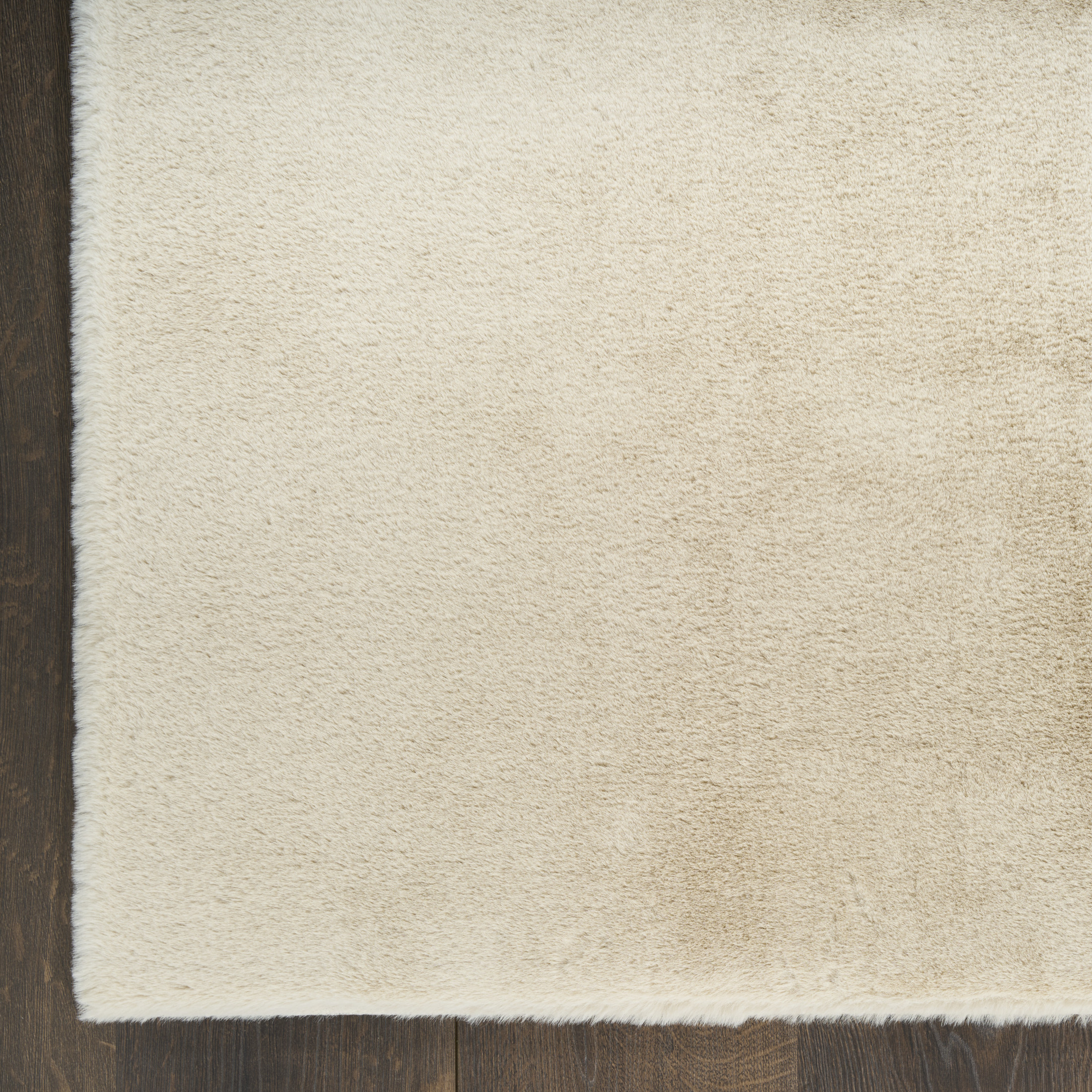 Nourison Soft Plush Rabbit Fur 4' x 6' Beige Contemporary Indoor Rug