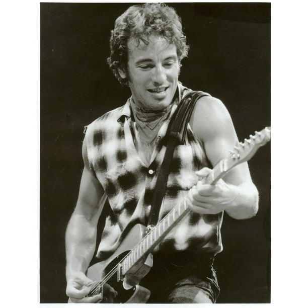 Bruce Springsteen Poster The Boss Rock Star Music Poster 12 Inch By 18 Inch Laminated Poster With Bright Colors And Vivid Imagery Fits Perfectly In Many Attractive Frames Walmart Com Walmart Com
