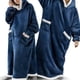 thumbnail image 5 of Manta de peluche con mangas, manta suave de gran tamaño, sudadera con capucha, sudadera con capucha Sherpa para mujeres y hombres, manta de franela esponjosa para TV con mangas, manta de cuerpo, 5 of 6