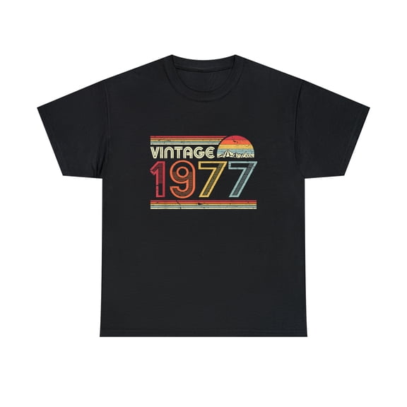 1977 Vintage , Birthday Gift Tee. Retro Style T-Shirt