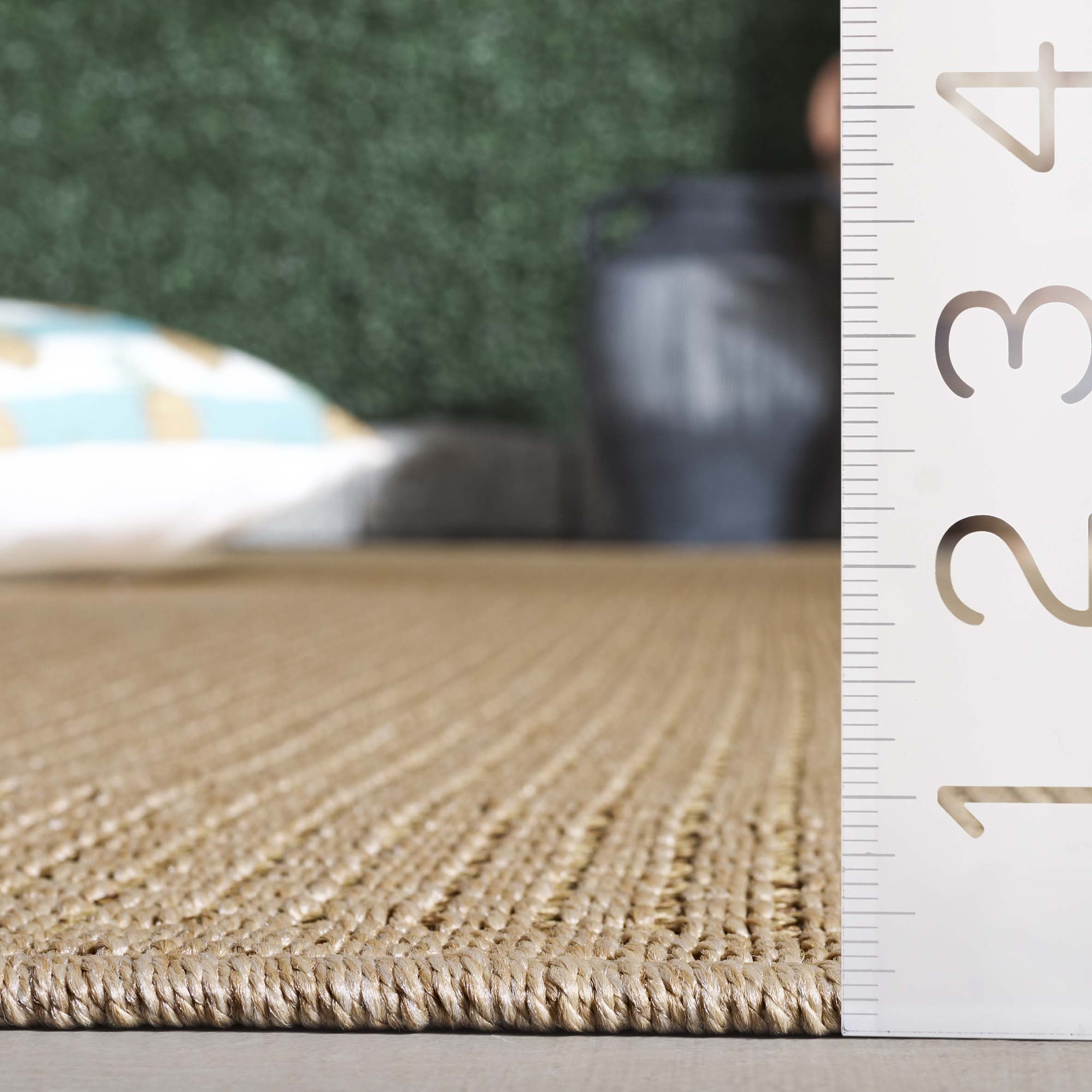 SAFAVIEH Atrium Sisal Langston Solid Indoor/Outdoor Area Rug, Beige, 8' x 10'