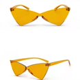 thumbnail image 1 of Lunettes de Soleil Il de Chat pour Femmes, 1 of 3