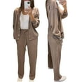 thumbnail image 2 of Conjunto Deportivo Dos Piezas para Mujer: Top Larga con Cuello en V y Botones,y Pantalones Deportivos.Conjunto Moderno para Estar en Casa,Ideal para Otoño e Invierno.Marrón L, 2 of 5