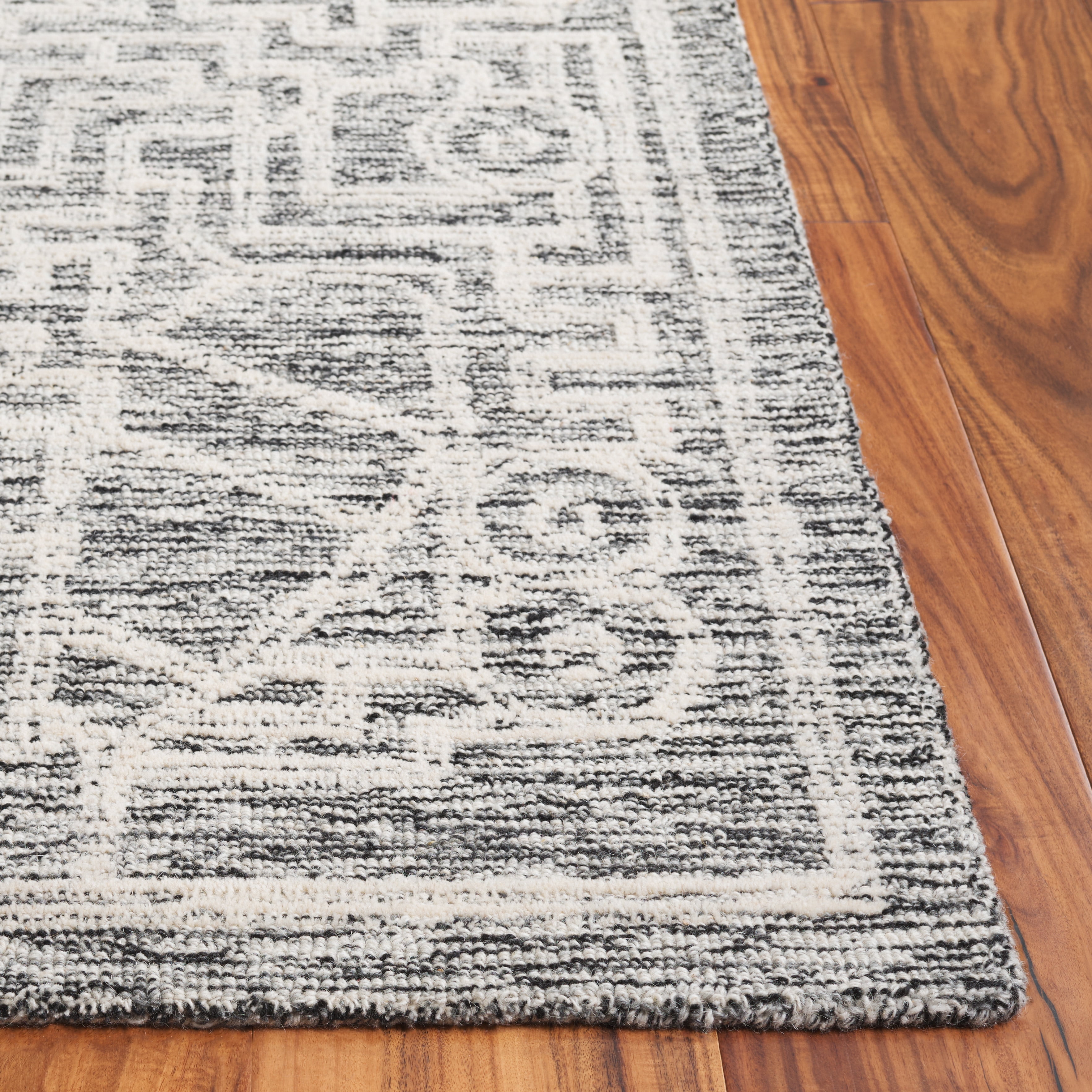 SAFAVIEH Abstract Femie Sunburst Area Rug, Charcoal/Ivory, 4' x 6'