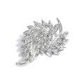 thumbnail image 4 of Broche Flor Giratorio Incrustado Moda Ropa Accesorio Broche Floral Perla, 4 of 8