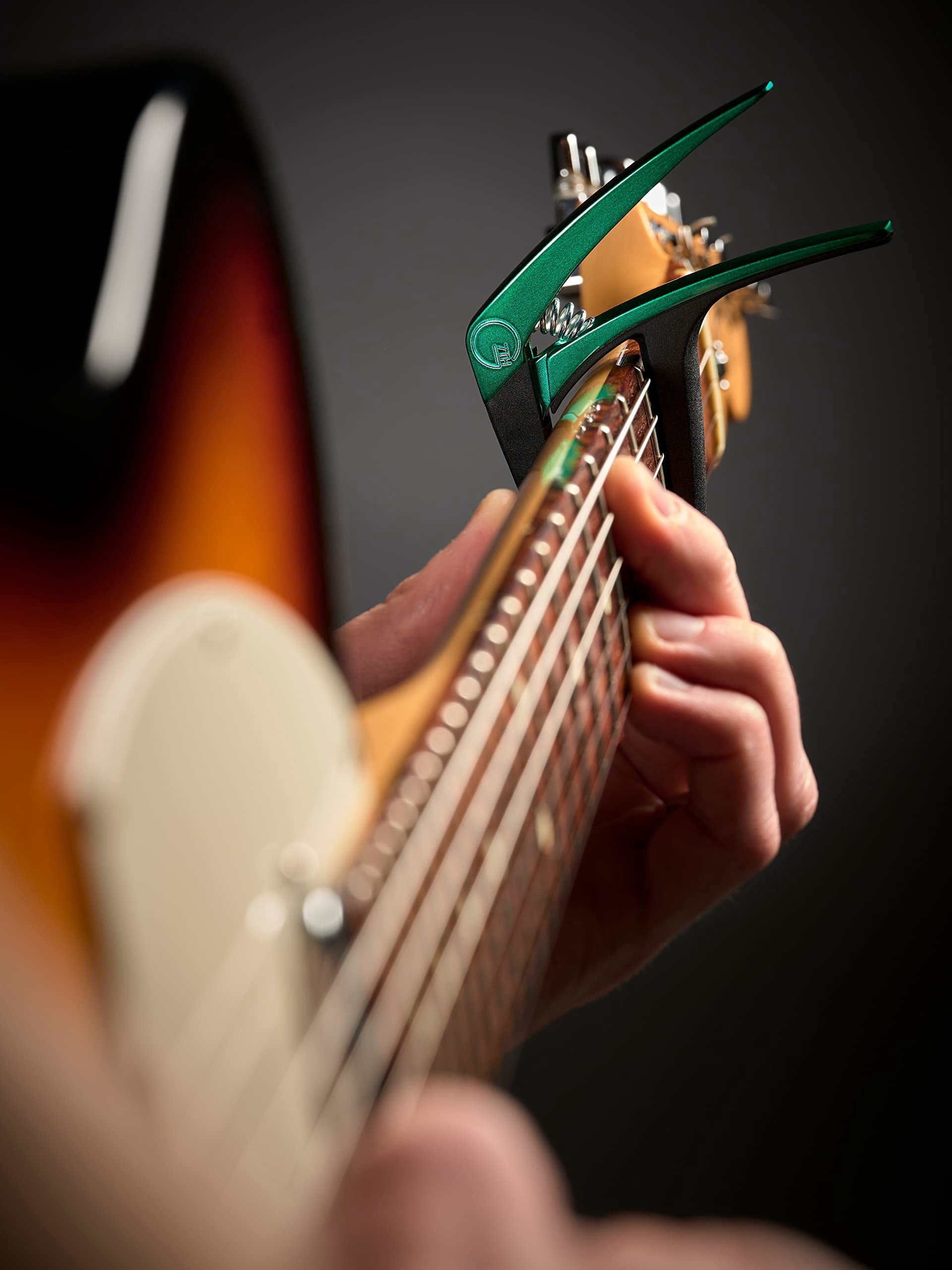 G7th Nashville Spring-Operated Guitar Capo Green