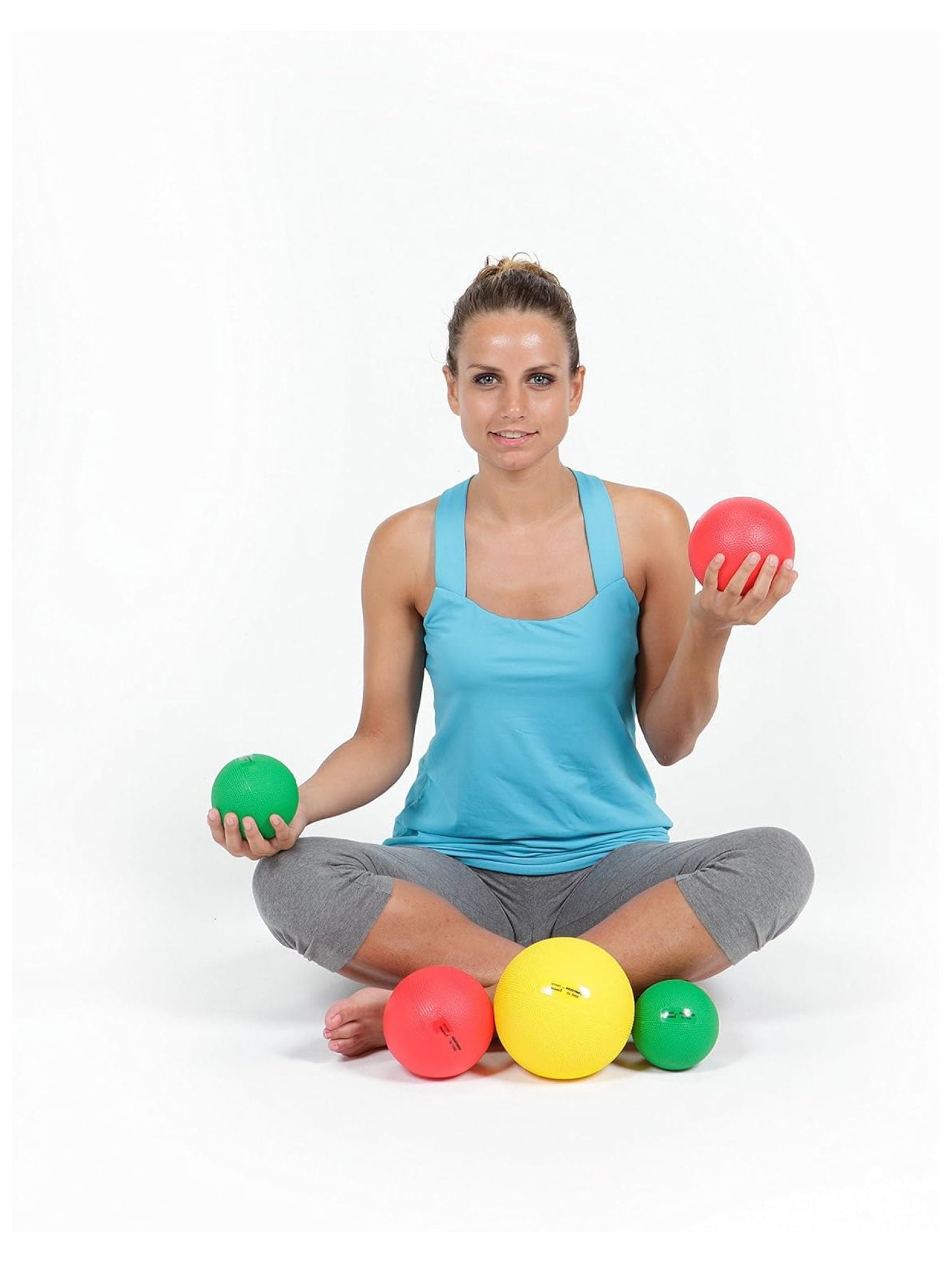 Gymnic Heavymed Medicine Ball 2kg/4.4lb, 15cm Yellow – Fitness & Therapy Ball for Strength, Balance, Core Workouts, Rehab Exercises