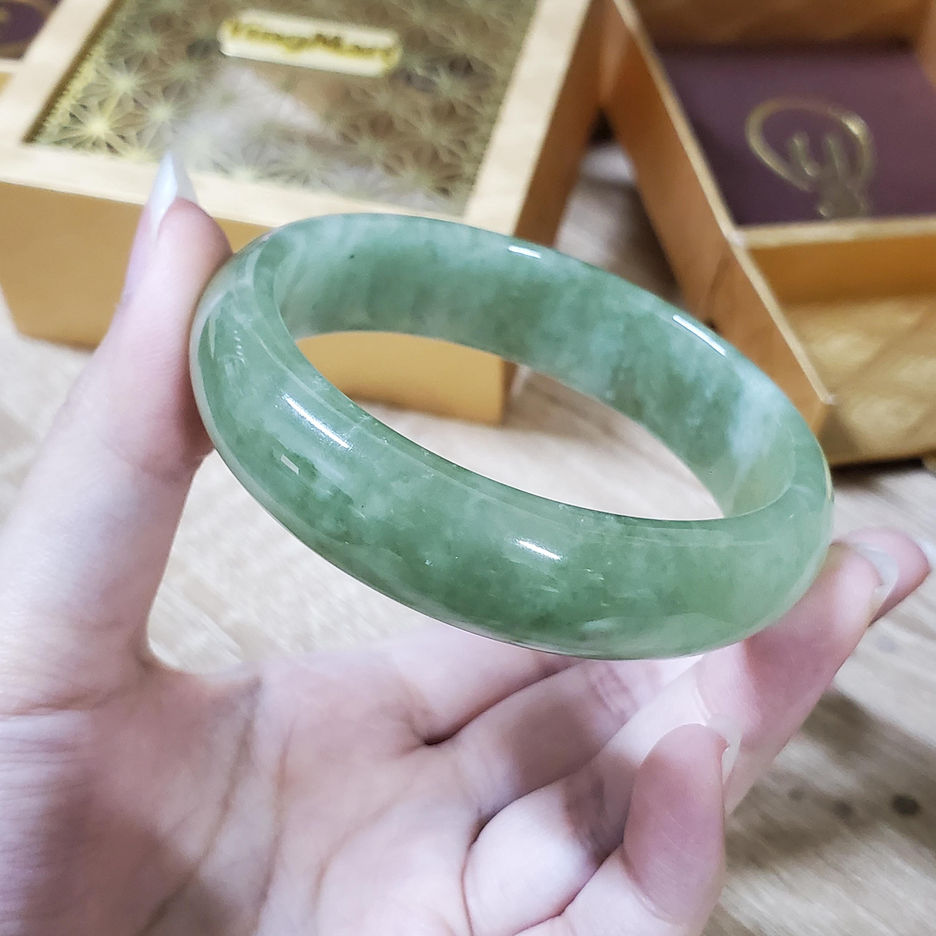 Jade Bangle 48-60mm up | Yingmart Olive Green Jade Jadeite Bracelet for Men, Women, Grandmother, Sister – Vintage Elegance (50-52mm)