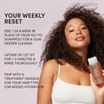 thumbnail image 3 of Champú Detox OUAI. Limpiador clarificante para eliminar la suciedad, la grasa, los productos y la acumulación de agua dura. Recupera un cabello súper limpio, suave y fresco., 3 of 6