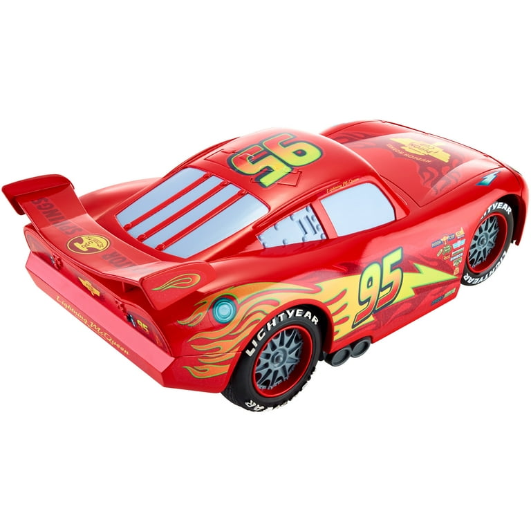 Flag finish 2025 lightning mcqueen