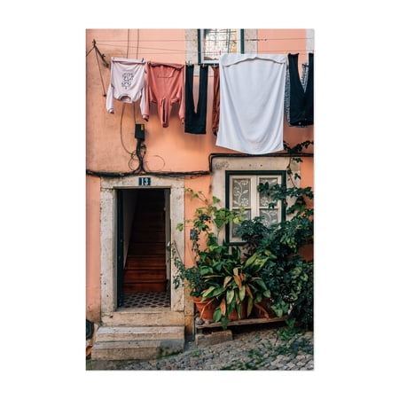 Out to Dry, Lisbon 02 - Lisbon Portugal Photography Unframed Wall Art Print 5 x 7 inches