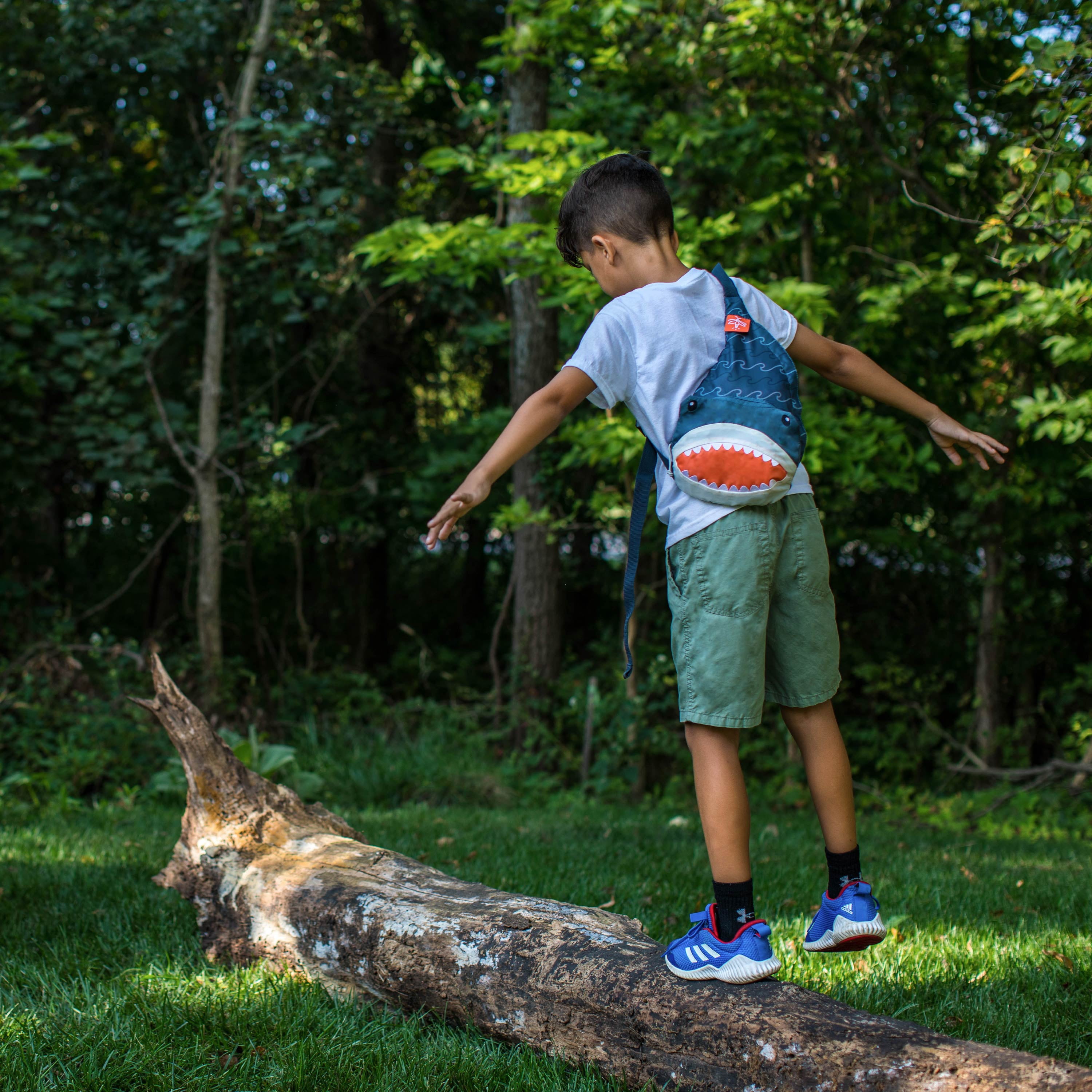Firefly! Outdoor Gear Finn the Shark Sling Backpack, Navy and Gray, 3 Liter, Kids Backpack