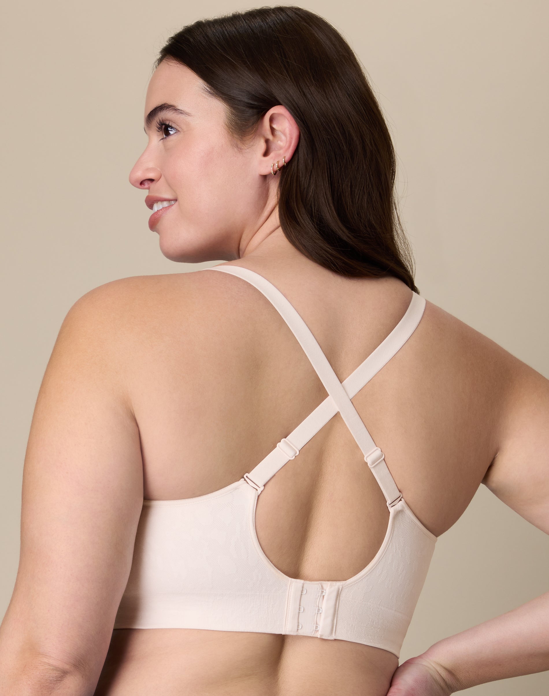 Playtex Full Coverage Convertible Wireless Bra Pack, Moisture-Wicking, 2-Pack  Heirloom White/Almond XL Women's