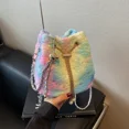 thumbnail image 2 of Bolso tipo cubo con cinturón de bombeo y cadena de felpa para mujer, nueva moda de invierno 2024, bolso informal tipo mensajero para personas mayores, 2 of 5