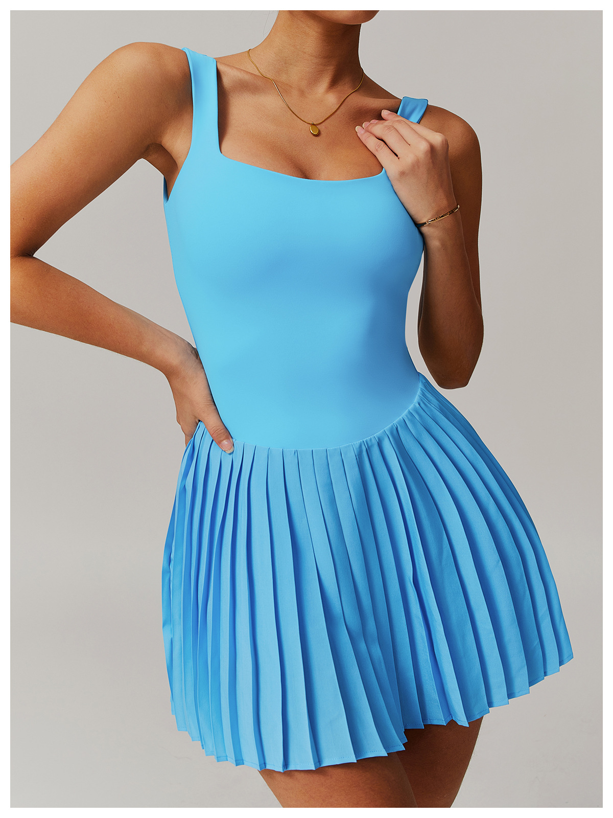PISONIC Womens Tennis Golf Dress with Built-in Bra Shorts Backless Square Neck Pleated Hem Athletic Dresses with Pockets