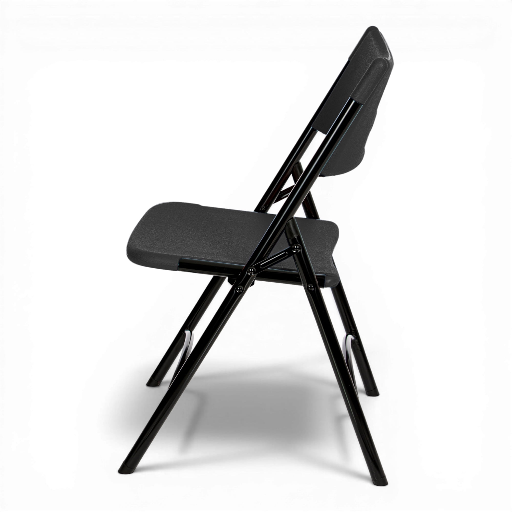Hampden Furnishings Gwnyeth Collection Blow-Molded Plastic Folding Chair, Black, Pack of 4