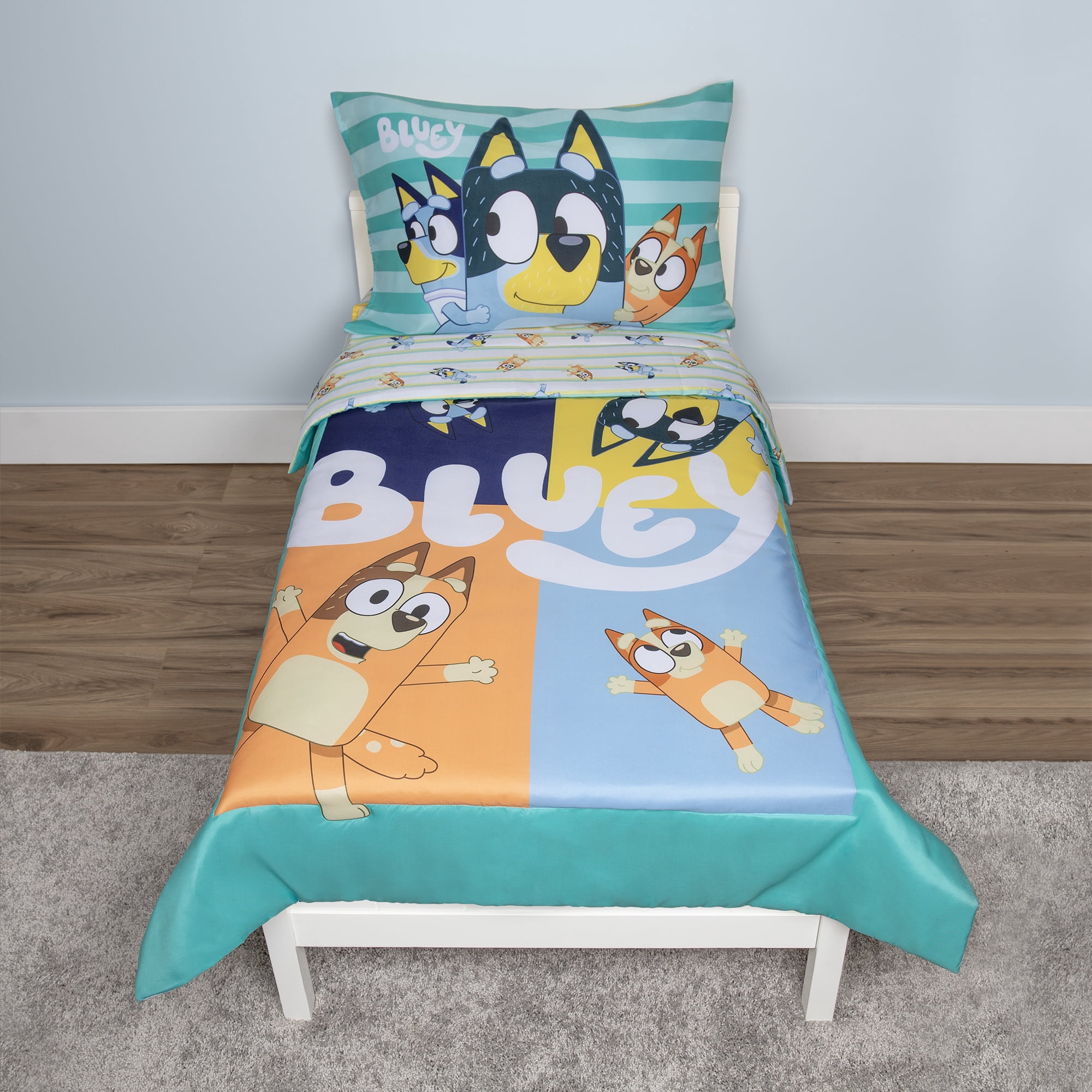 Bluey 4-Piece Toddler Bed Set, Boy or Girl Toddler, Blue