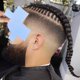 thumbnail image 1 of Tarjeta para realzar las líneas del cabello Deflector de líneas del cabello Tarjeta de peluquería Tarjeta para peinar la barba Tabla para peinar el cabello Deflector de plástico, 1 of 3