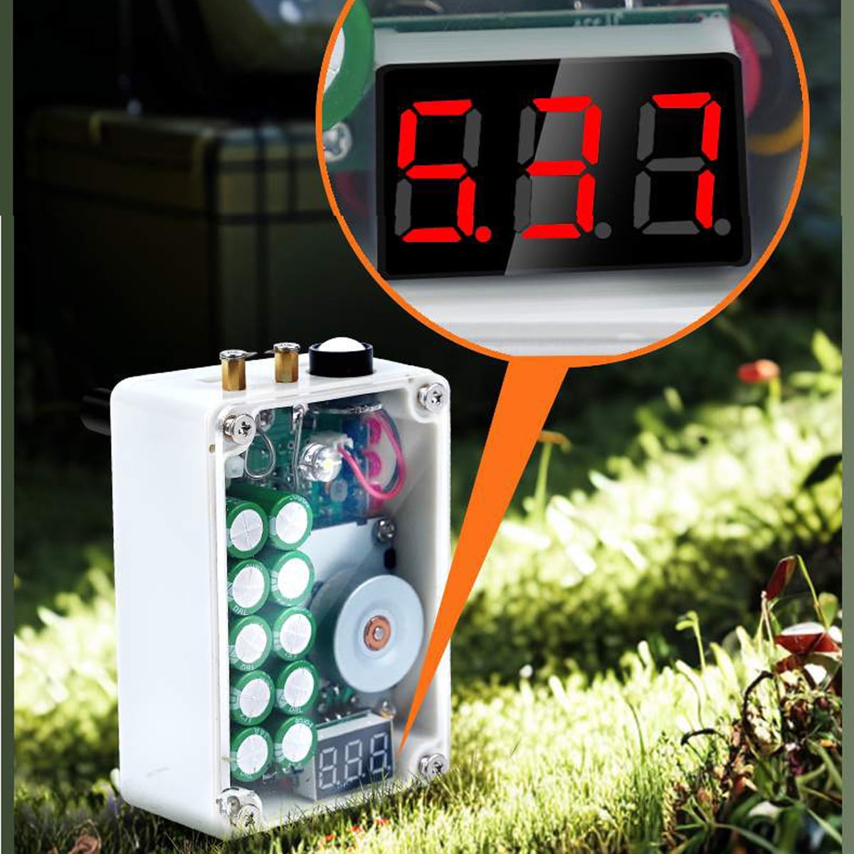 USB 5 Volts Charger Hand Crank Generator Portable Emergency Power Pack Phone Charger Outdoor Lighting Ignition