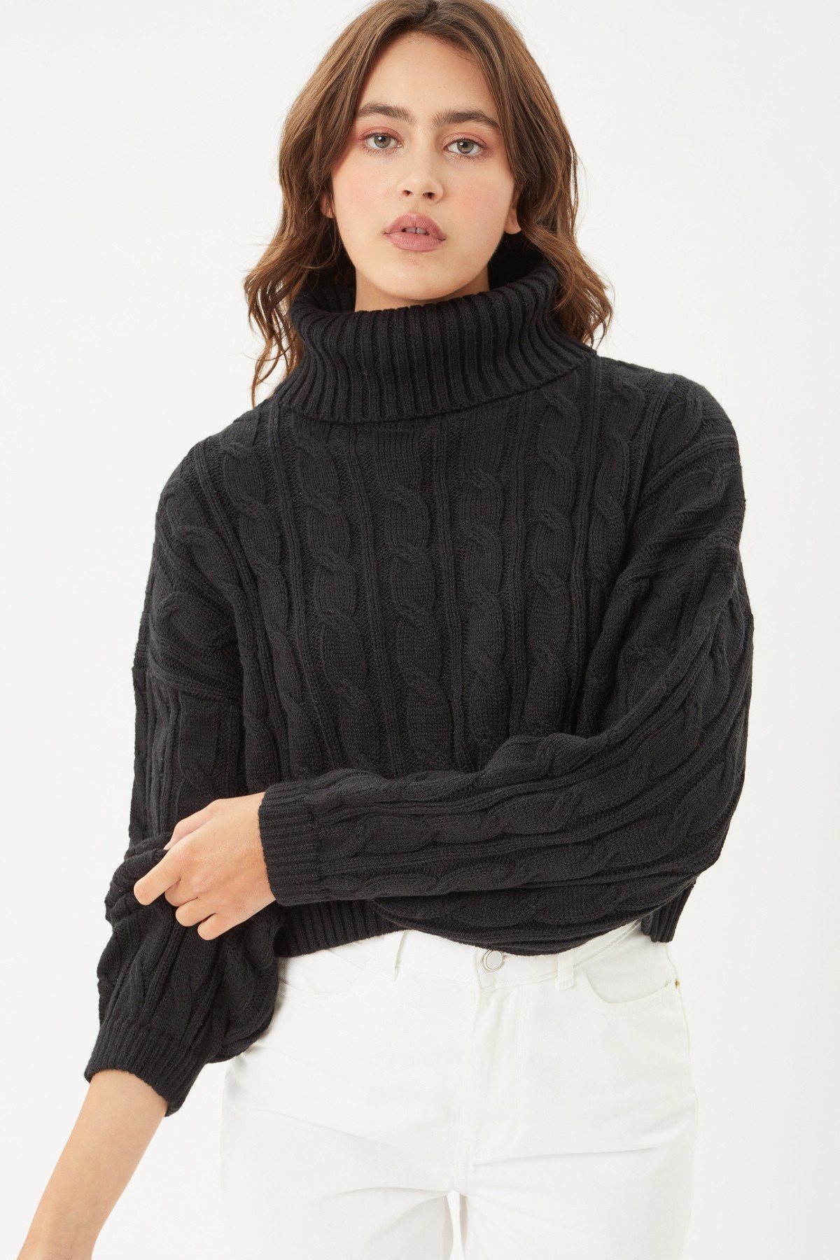 Turtle Neck Loose Fit Cable Knit 
