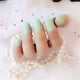 thumbnail image 4 of Qarigey 24 piezas de prensa mate de cabeza redonda pequeña en las uñas DIY uñas acrílicas artificiales Juegos de manicura 4 verde matcha, 4 of 4