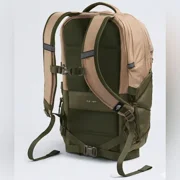 The North Face Borealis Backpack / Mushroom Grey, One-Size