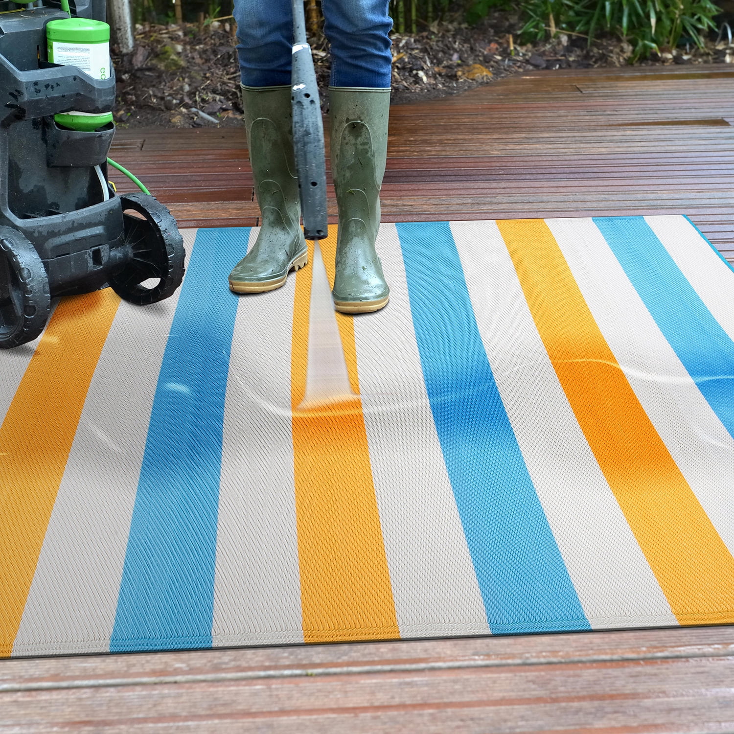 World Rug Gallery Contemporary Stripe Reversible Recycled Plastic Outdoor Picnic Mat, Camping Rug, RV Rug - MULTI 5'x7'