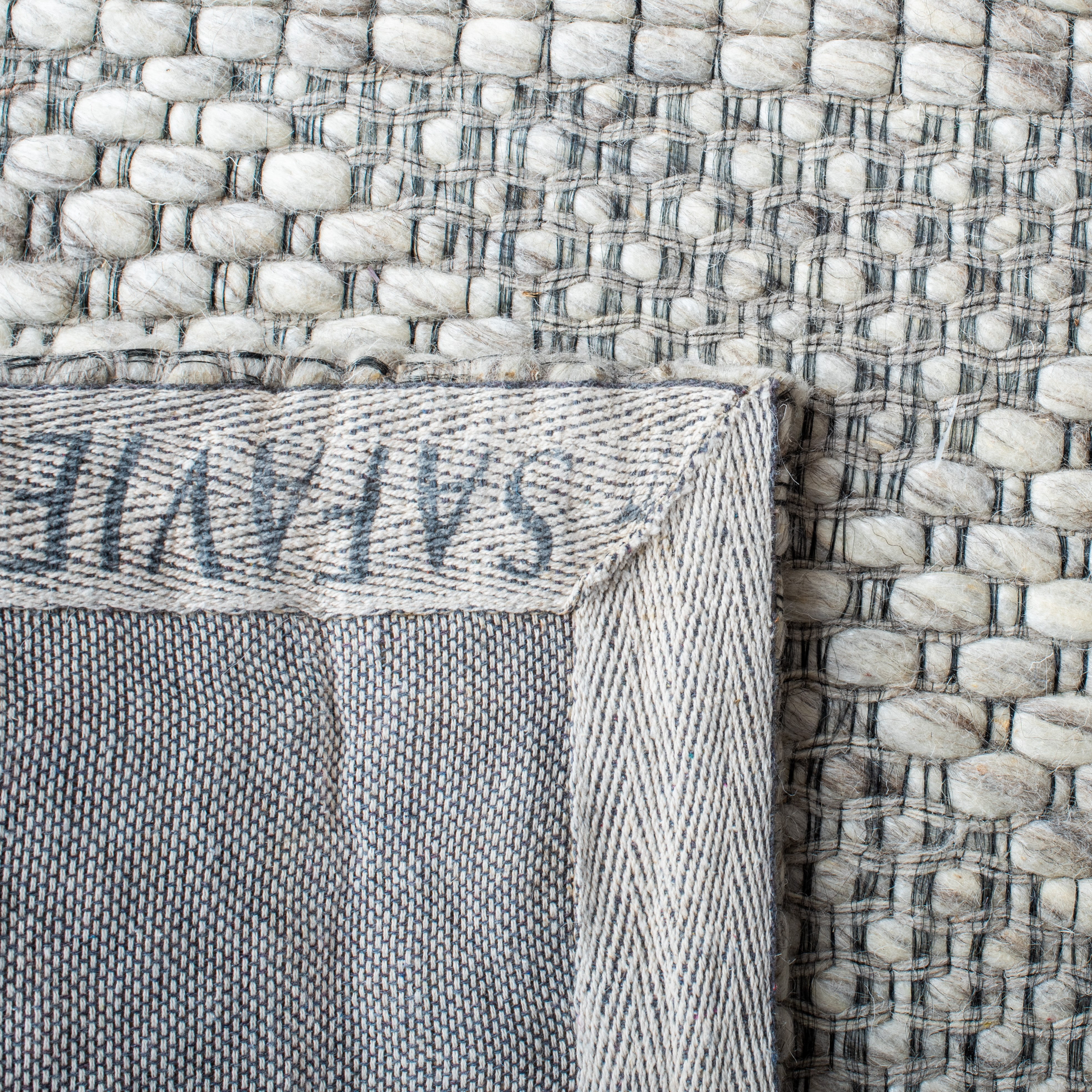 SAFAVIEH Marbella Matilda Diamond Area Rug, Beige/Grey, 6' x 9'
