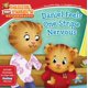 thumbnail image 1 of Libro Simon Spotlight – El vecindario de Daniel Tigre, 1 of 1