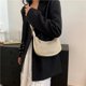 thumbnail image 4 of Bolso pequeño y popular de paja tejida para mujer, estilo coreano, versátil, para vacaciones en la playa, bandolera de hombro, 2025, 4 of 5