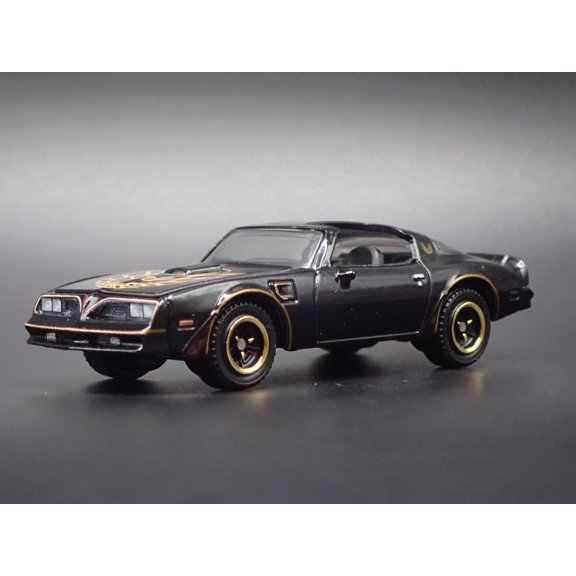 Open Box 1977 77 PONTIAC FIREBIRD BLACK 1:64 SCALE COLLECTIBLE DIORAMA DIECAST MODEL CAR
