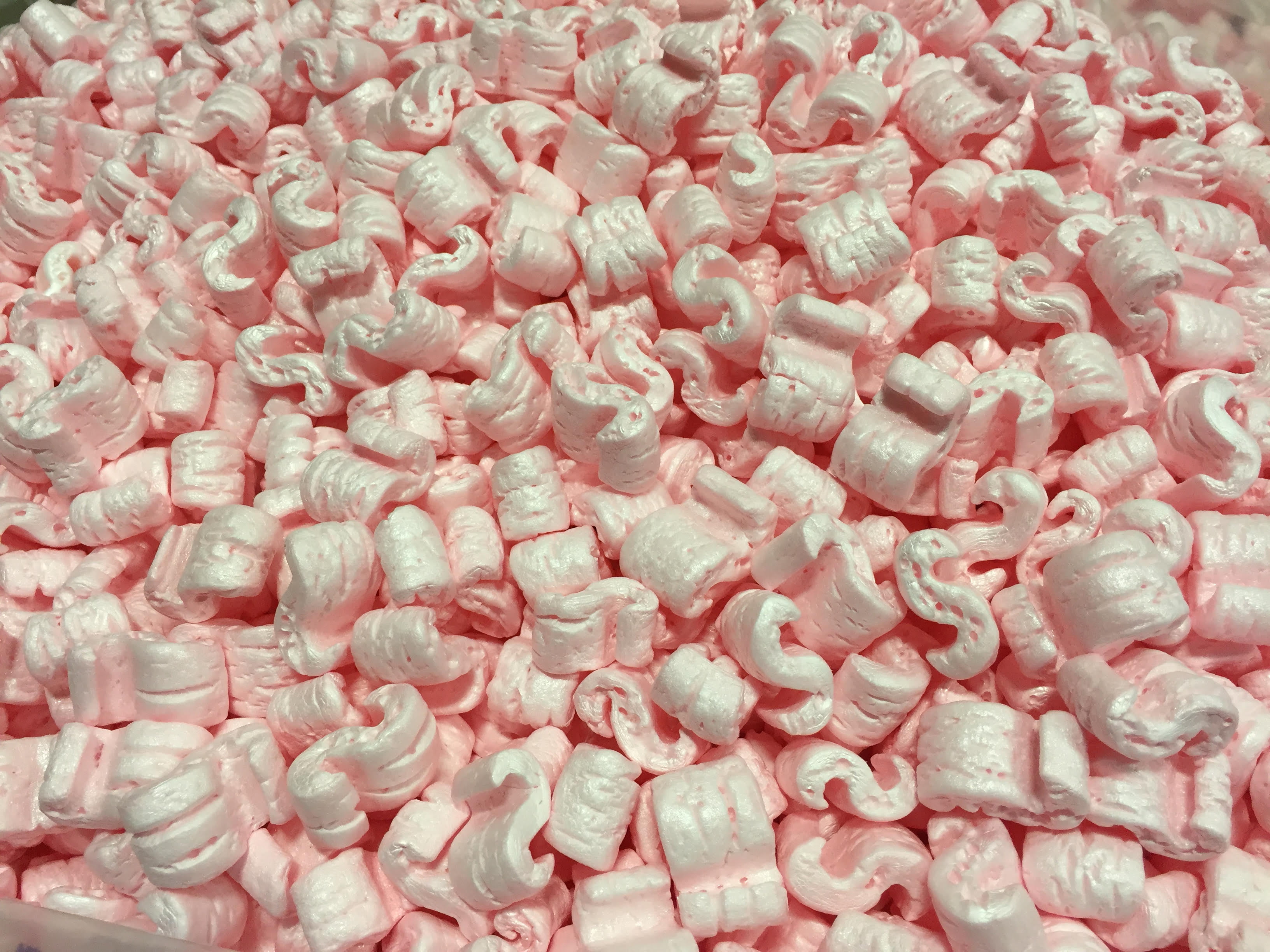 Packing Peanuts Shipping Pink 20 cubic feet Anti Static Loose 