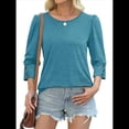 thumbnail image 1 of Blusas Elegantes e Informales con Mangas 3/4 y Botones para Mujer, Ideales para Vacaciones de Verano en la Playa. Azul y Verde M, 1 of 6