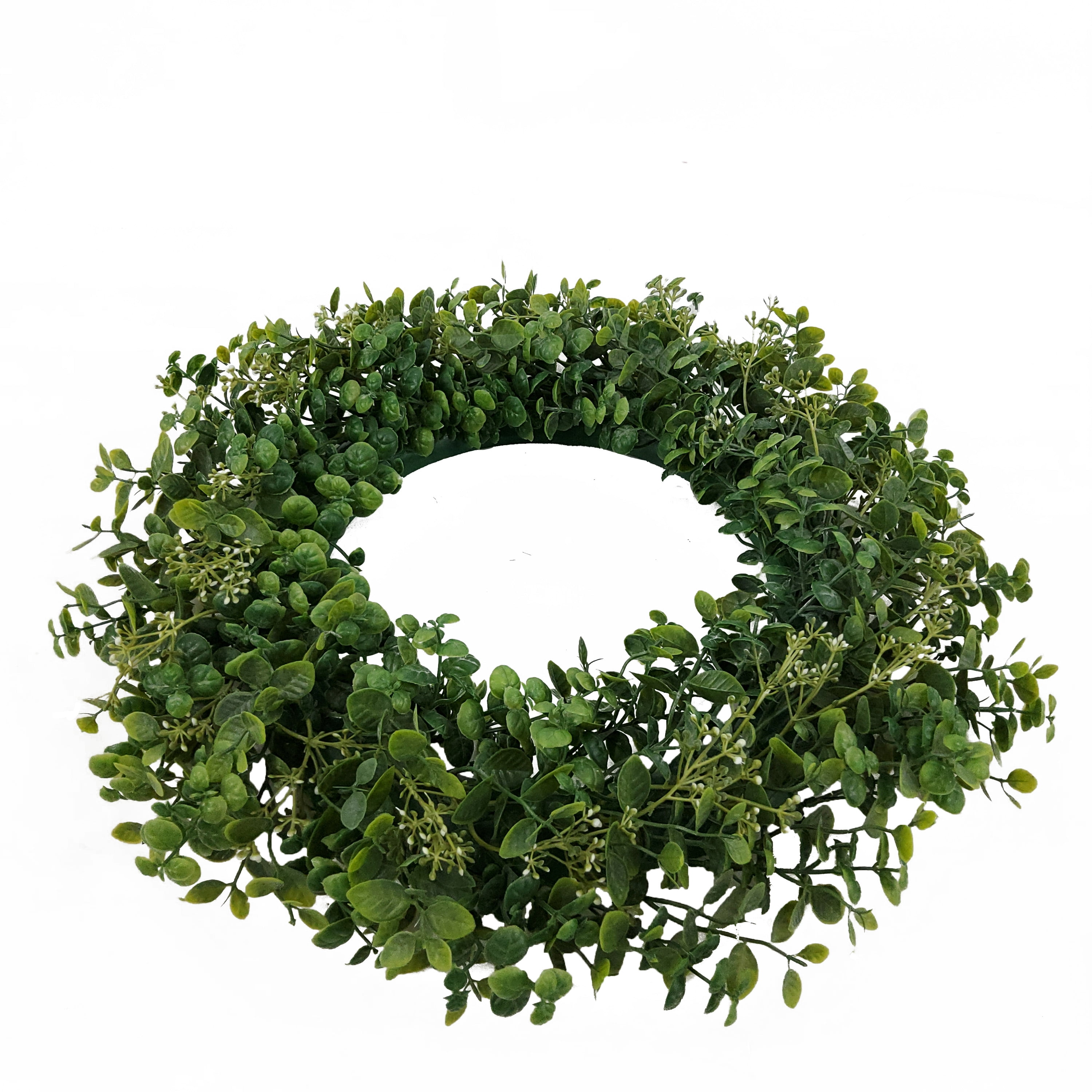 Mainstays 18in Indoor Artificial Boxwood Wreath, Green Color. Plastic Material. Not in Pot.