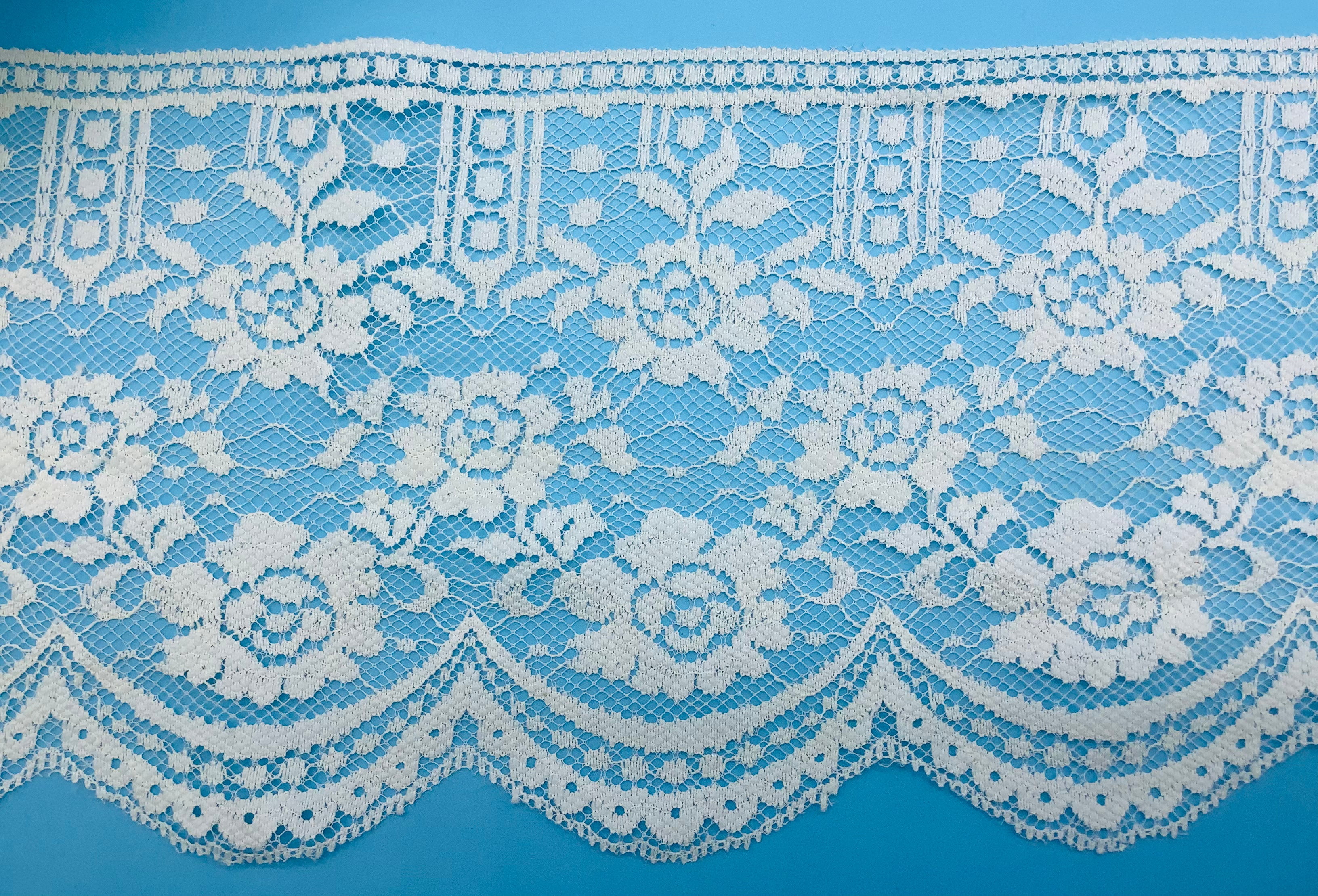 Natural 7-1/4" Lace - 6 Yards