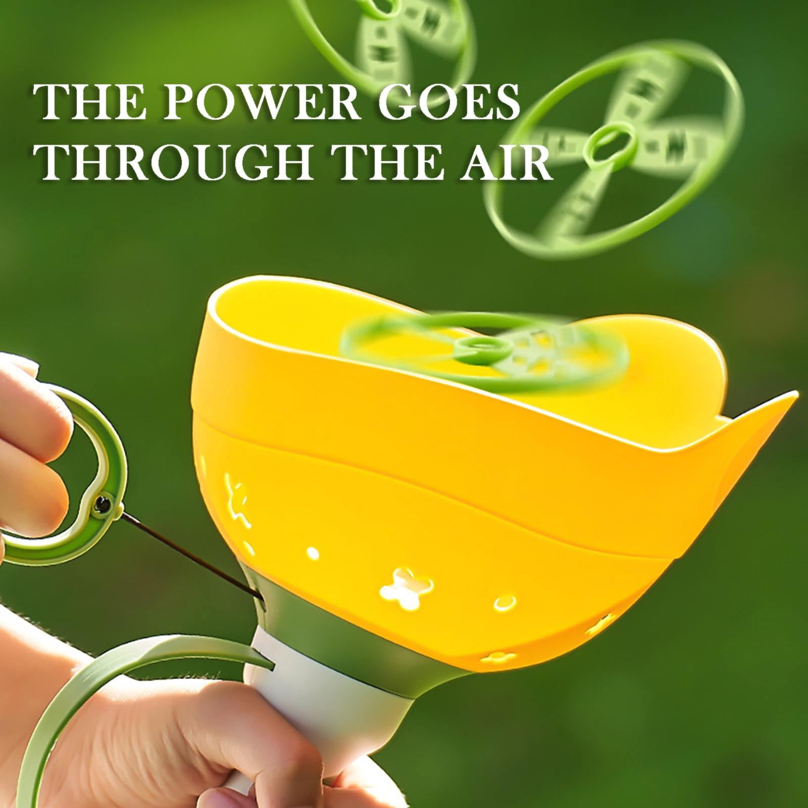 LGHDIWN Outdoor Toys for Kids Ages 4-8: Flying Disc Launcher Toys Manual Capture Catching Outdoor Games for 3 4 5 6 7 8 Years Old - Outside Toys for Toddlers 3-5