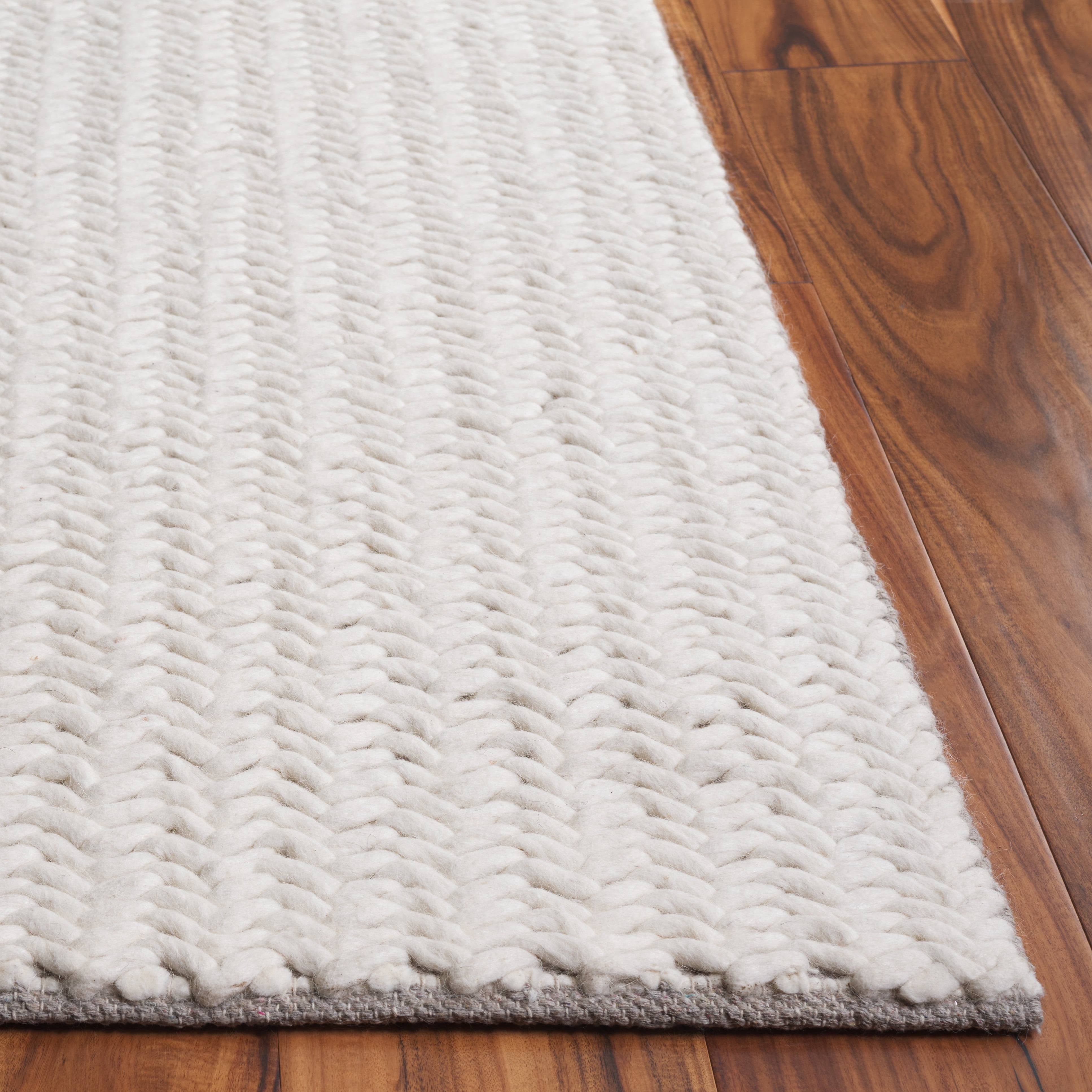 SAFAVIEH Natura Donella Striped Runner Rug, Ivory, 2'3" x 8'