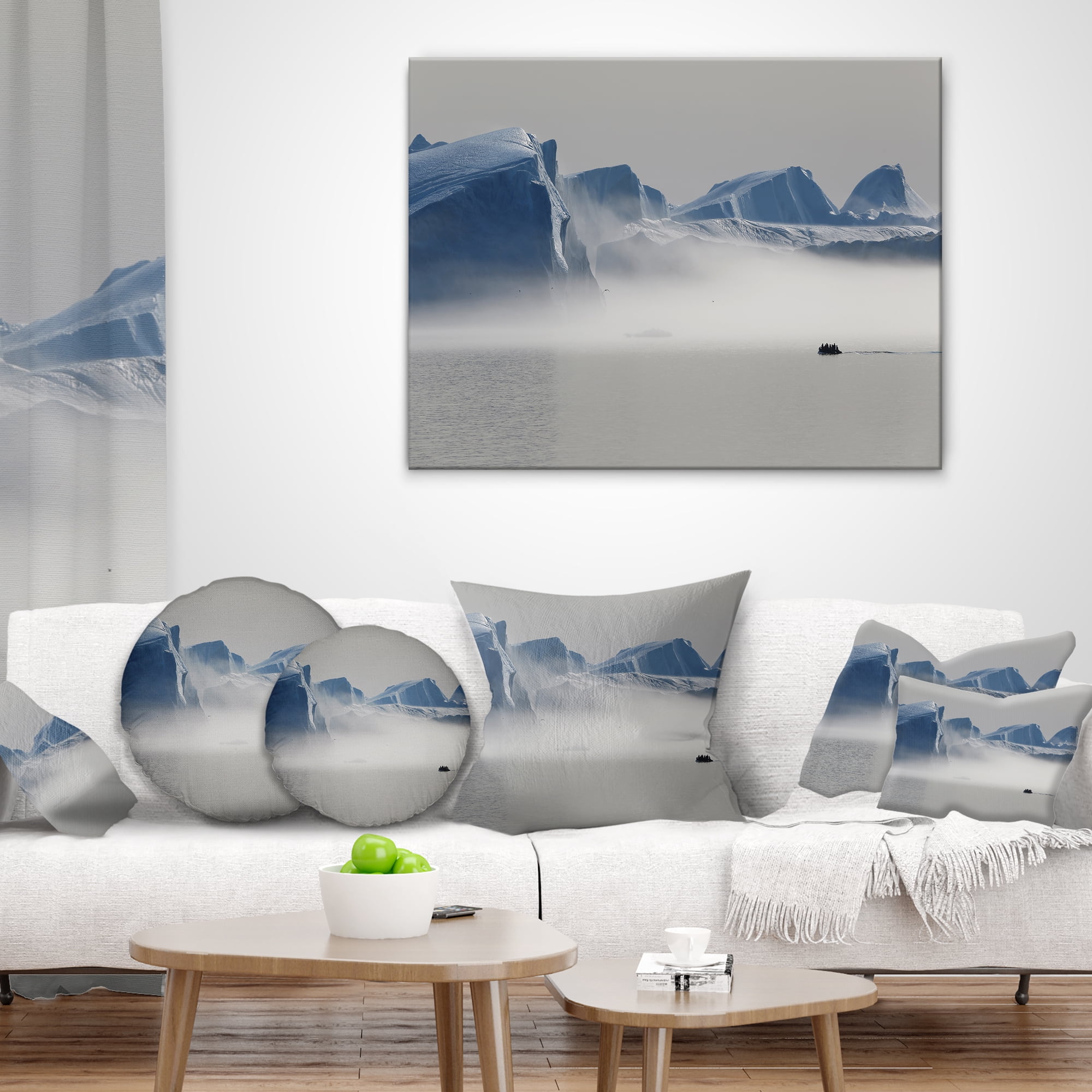 Designart Nature of Greenland - Landscape Photography Throw Pillow - 12x20