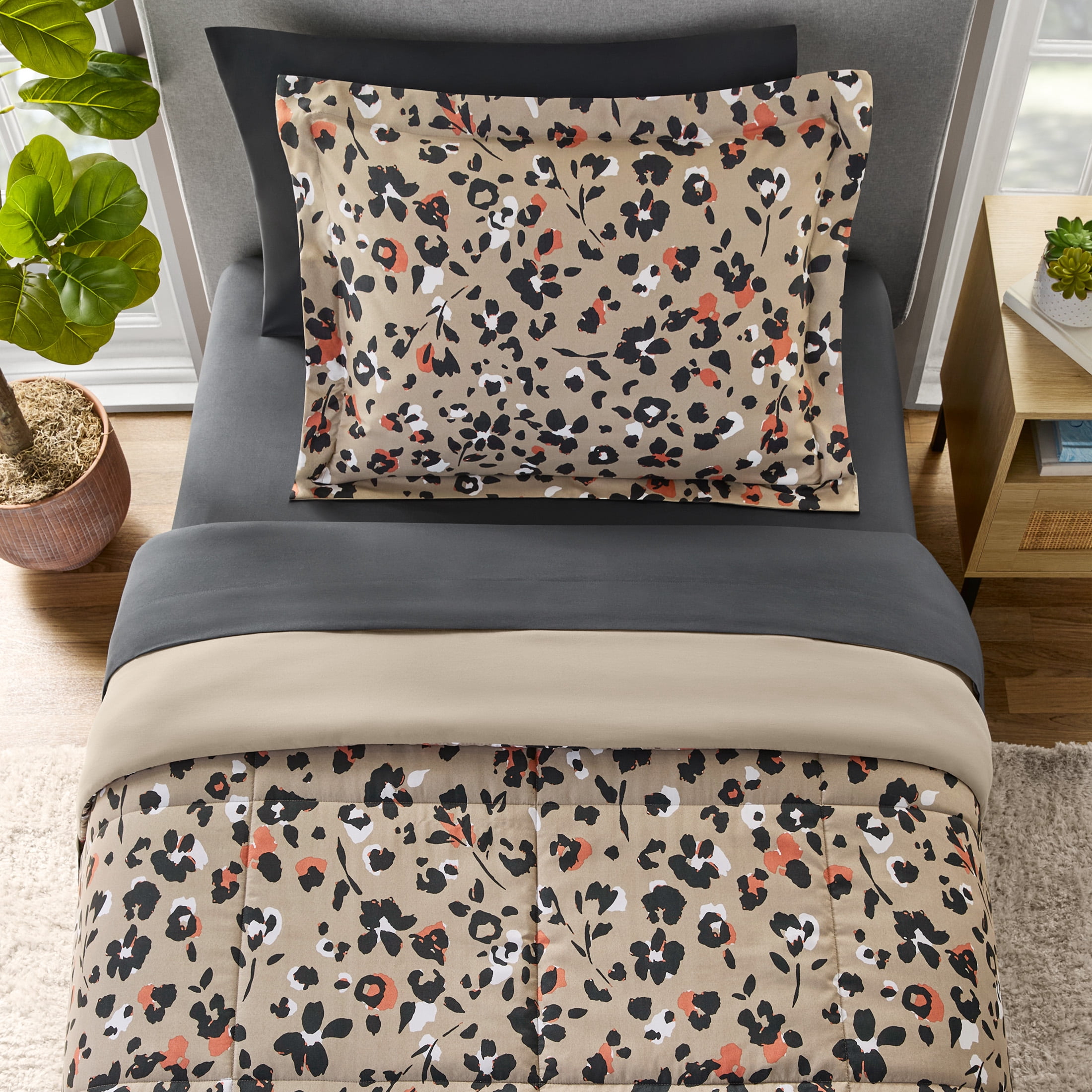 Mainstays 5-Piece Reversible Bed in a Bag Comforter Set with Sheets, Beige Animal Print