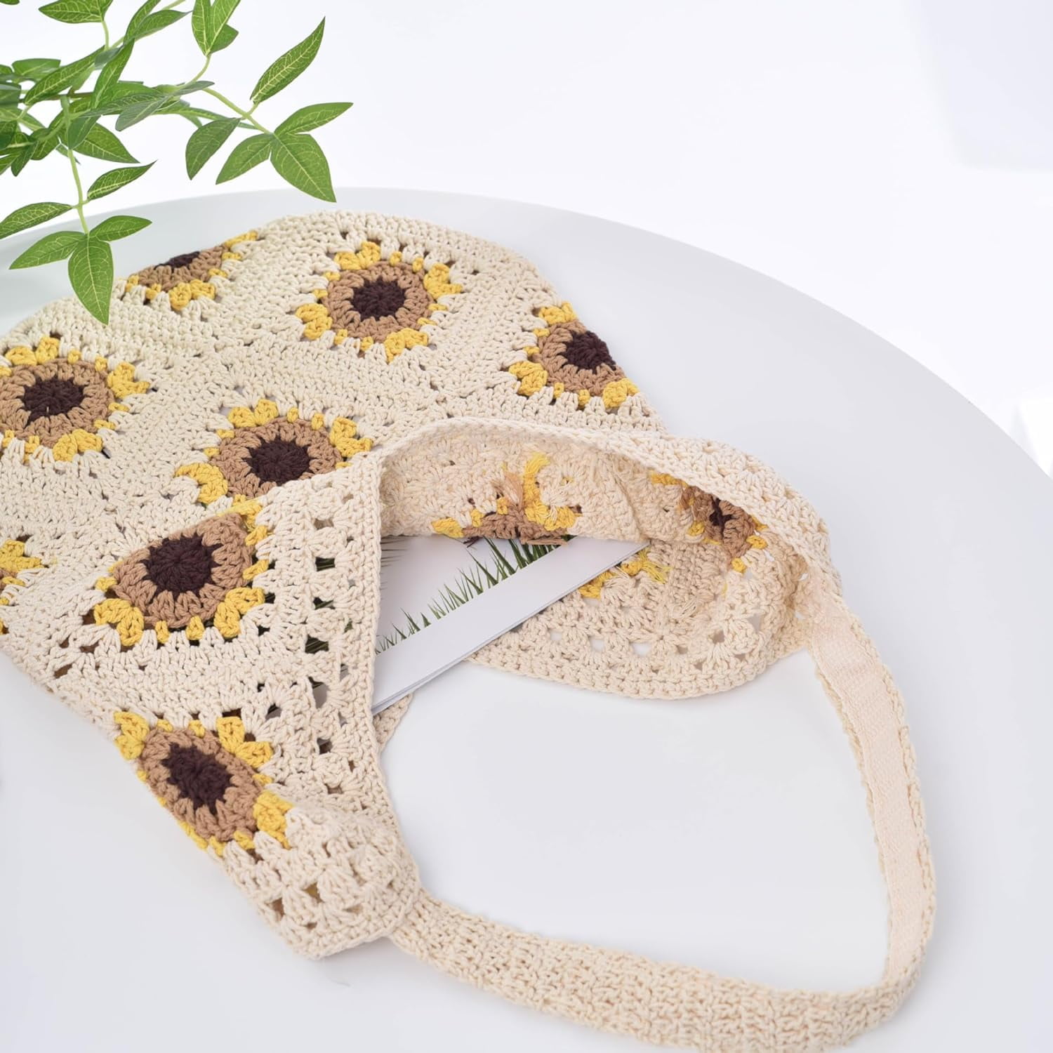 CAILDANL Crochet Beach Bag Beach Bags for Women Soft Summer Beach Tote Woven Purses for Summer Vacation