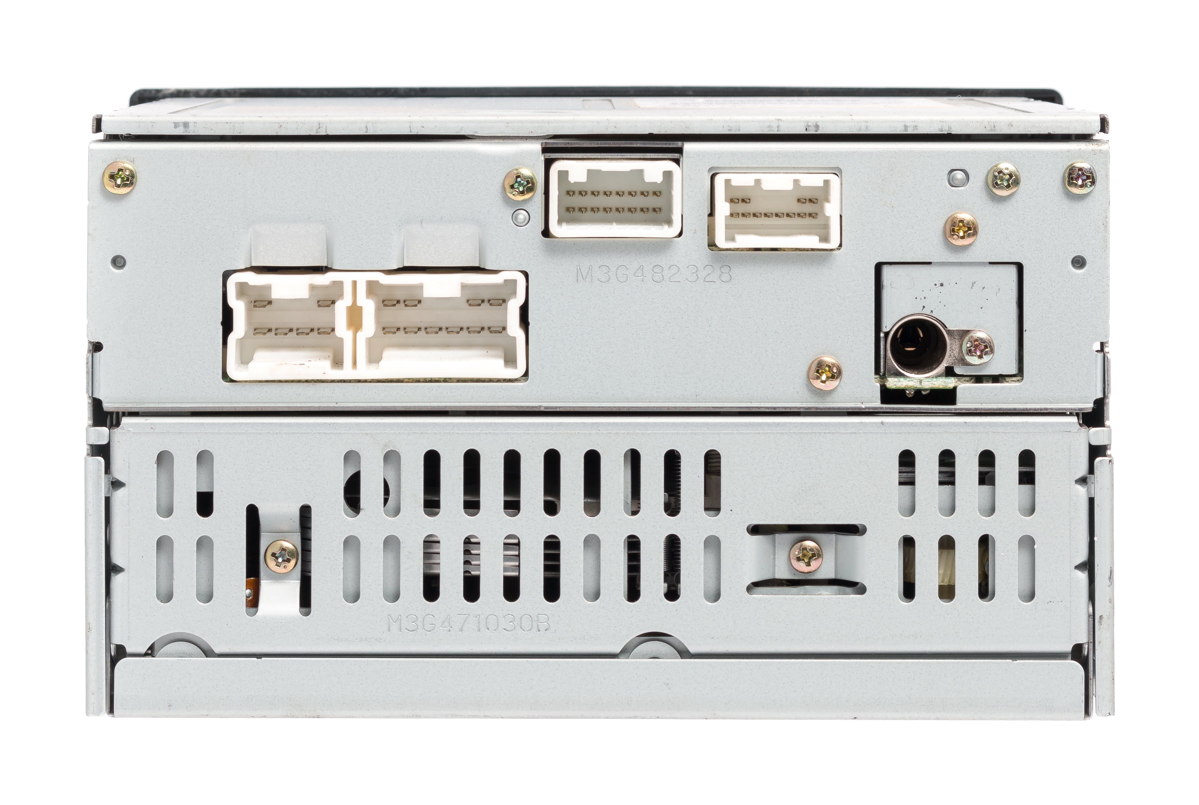 Restored 20052006 Nissan Altima AM FM Radio with 6 Disc CD Player Part Number 28185ZB20B (Refurbished)