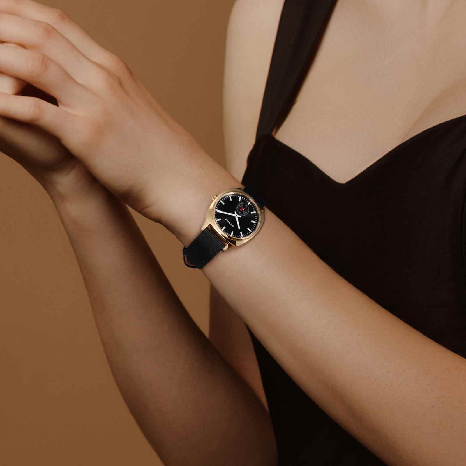 BERNY Gold Watch for Women, Casual Women Quartz Watch with Nylon Strap, Small Seconds Hand, Fashion Women's Wristwatch, Waterproof Classic Ladies Watch, Black