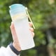 thumbnail image 5 of Vaso de plástico de 550 ml con dos compartimentos para batir proteína en polvo, vaso deportivo, vaso para agua, 5 of 7