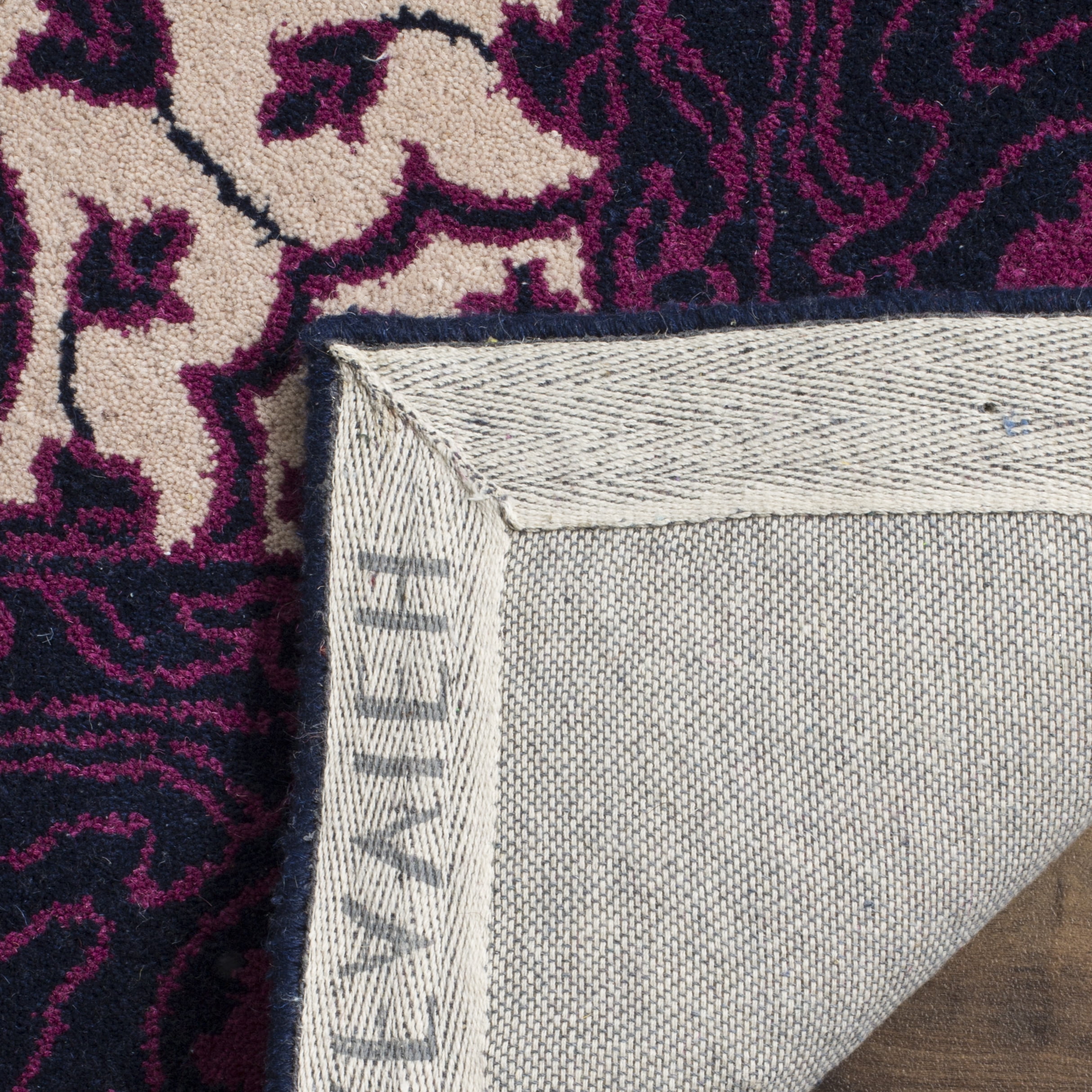 SAFAVIEH Bellagio Coty Oriental Wool Area Rug, Purple/Ivory, 5' x 5' Round