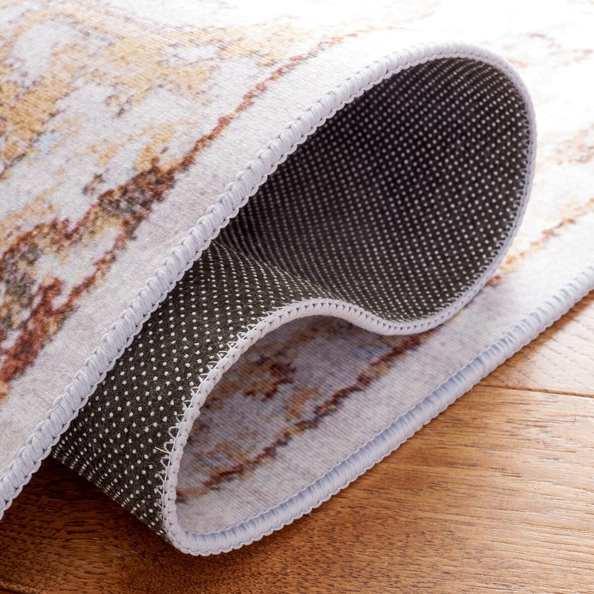 SAFAVIEH Tucson Rosario Traditional Machine Washable Area Rug, 4' x 4' Square, Beige/Grey