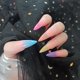 thumbnail image 5 of Un juego de 24 ataúdes de uñas prensadas, uñas postizas largas, uñas postizas acrílicas brillantes de color degradado de arcoíris (color arcoíris), 5 of 7